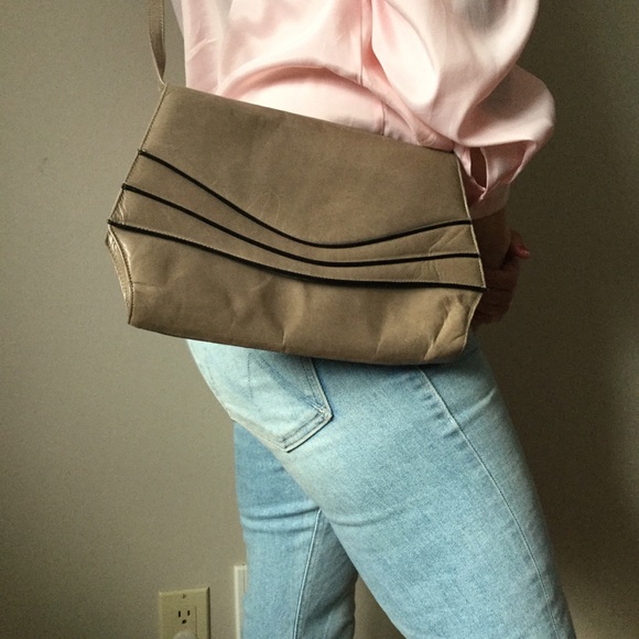 Vintage purse by Charles Jourdan. - Picture 4 of 4